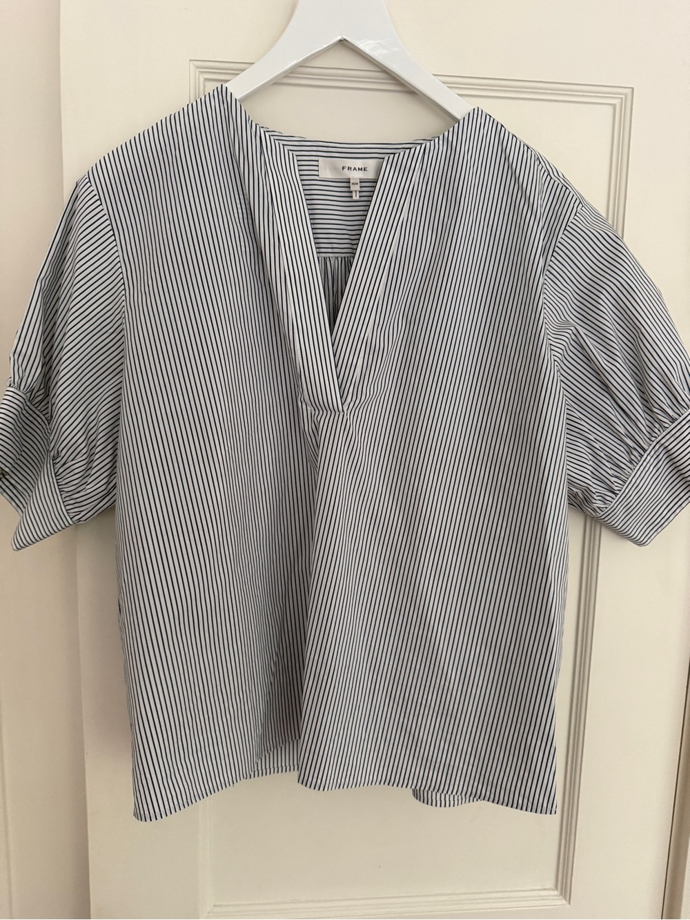 Frame Denim White and Navy Pinstripe Popover Shirt
